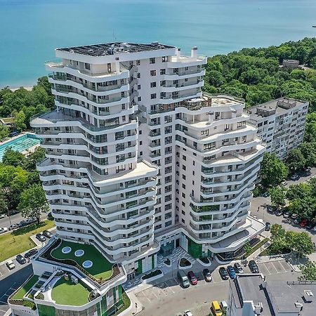 Luxury Apartments Alix Burgas Luaran gambar