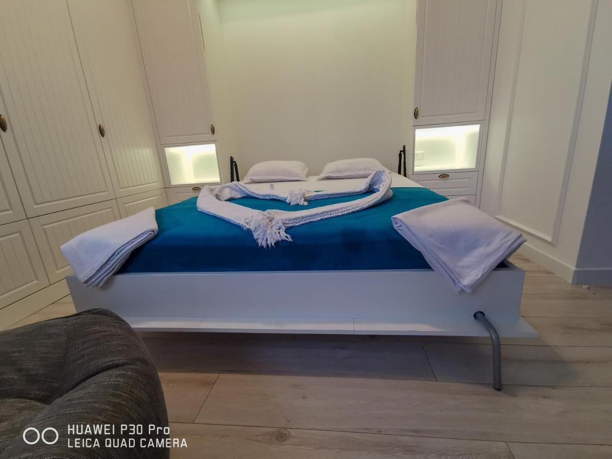 Luxury Apartments Alix Burgas Luaran gambar