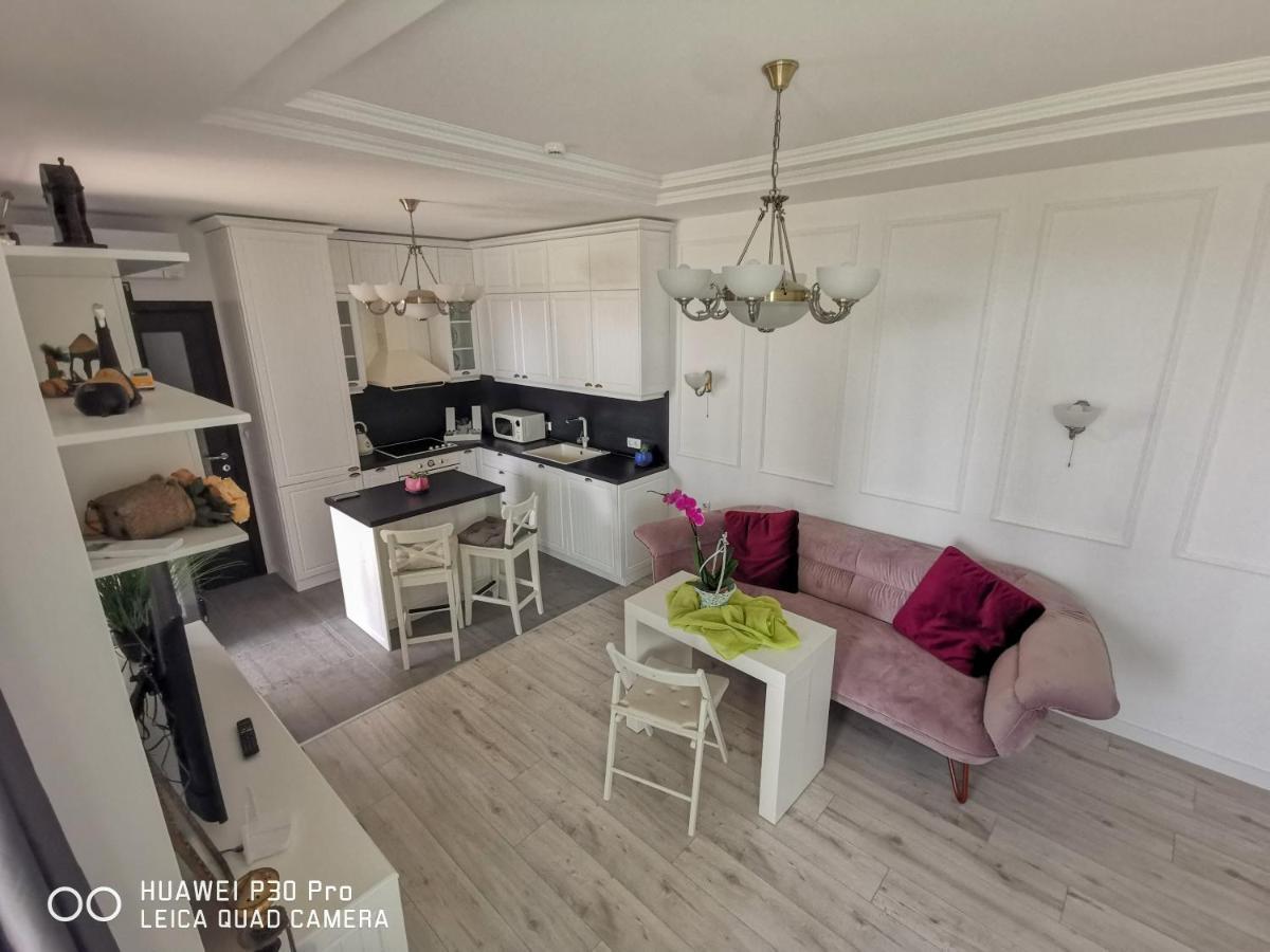 Luxury Apartments Alix Burgas Luaran gambar