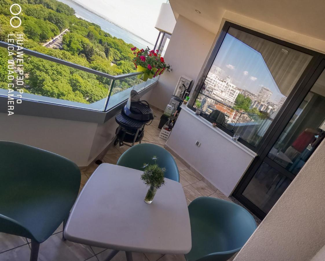 Luxury Apartments Alix Burgas Luaran gambar