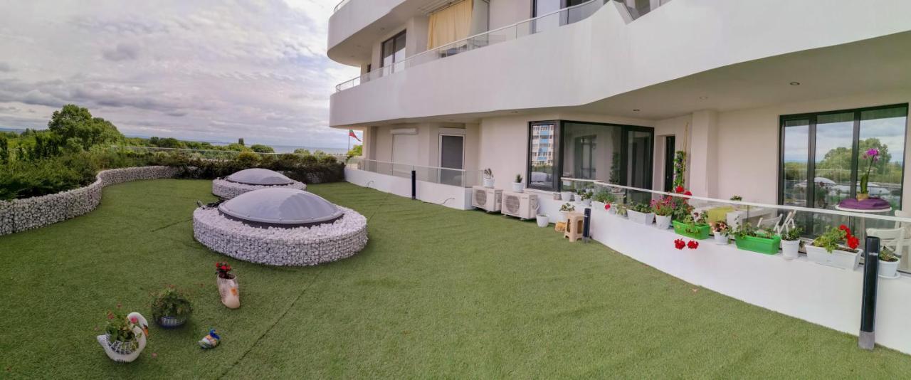 Luxury Apartments Alix Burgas Luaran gambar