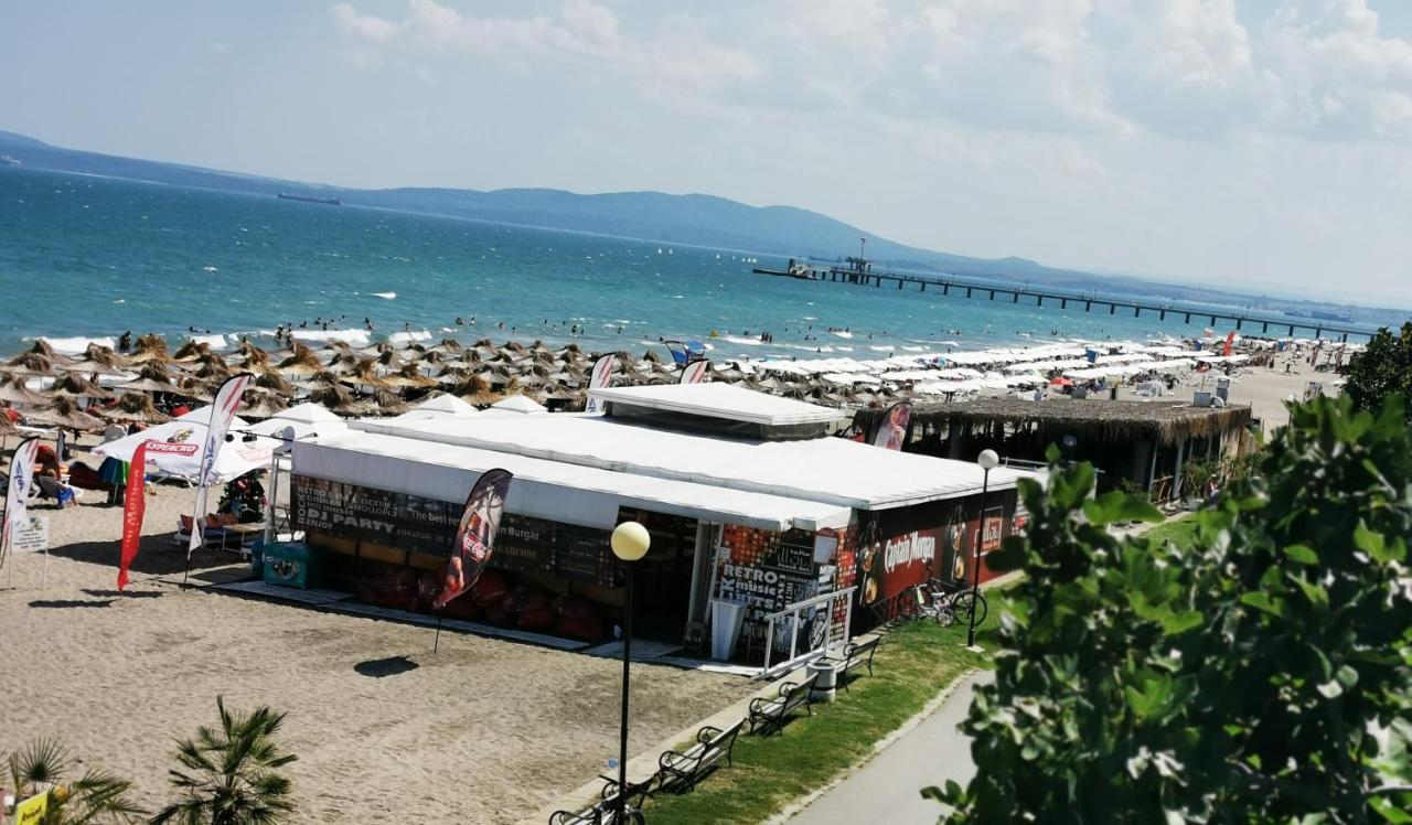 Luxury Apartments Alix Burgas Luaran gambar